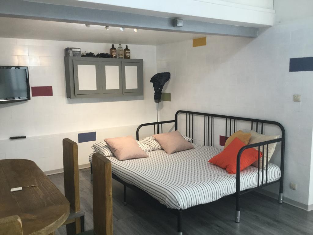 Beeloft Apartment คาตาเนีย ภายนอก รูปภาพ